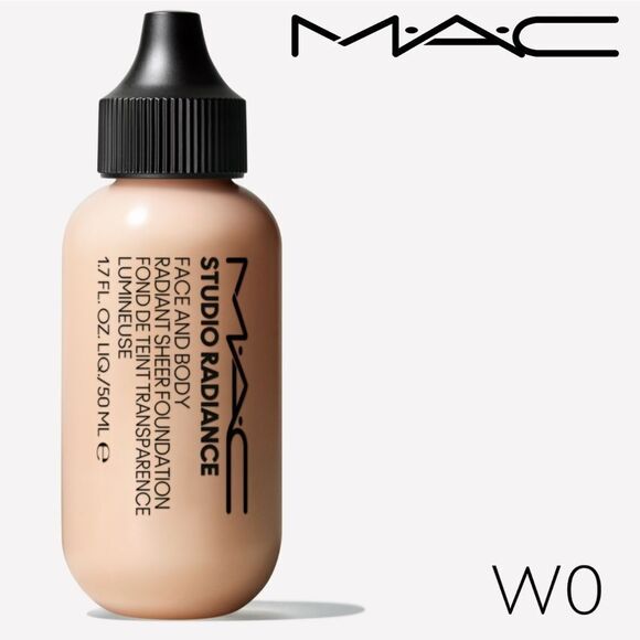 MAC Studio Radiance Foundation in Shade W0 (Fair beige with peachy undertones) - Picture 7 of 12